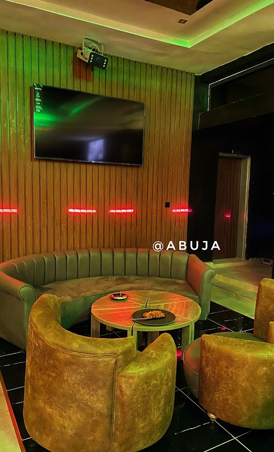 Kreeks and krooks Abuja